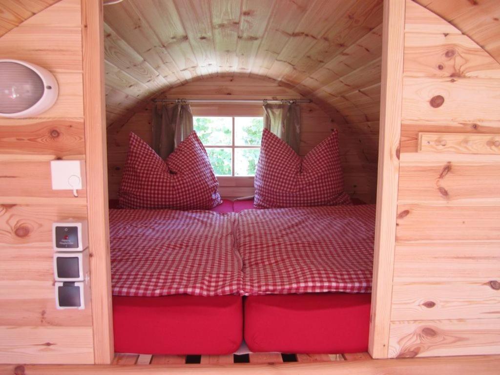 Schlaffass-Camping Gutshof Donauried Guenzburg Luaran gambar